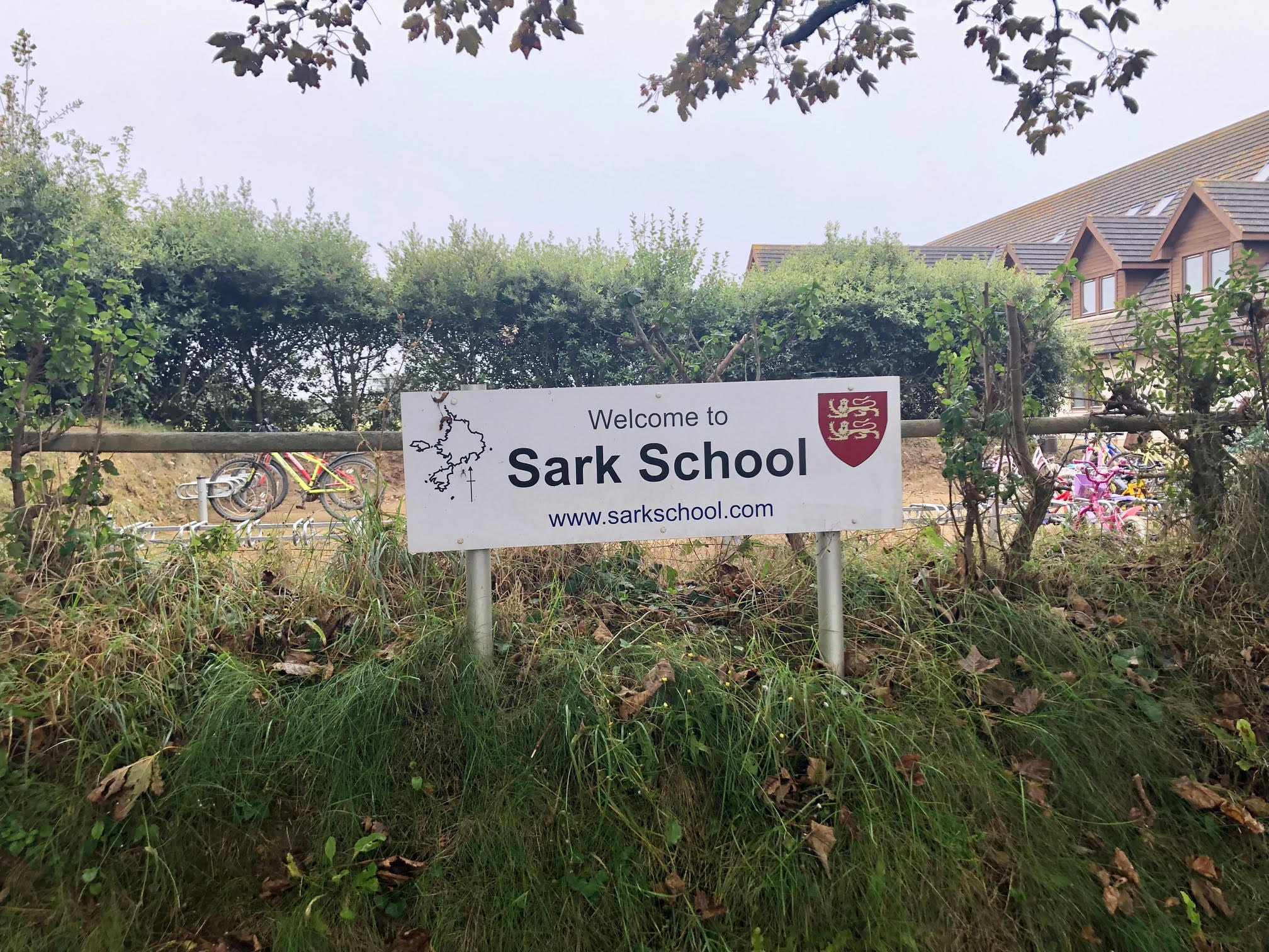 sark school sign